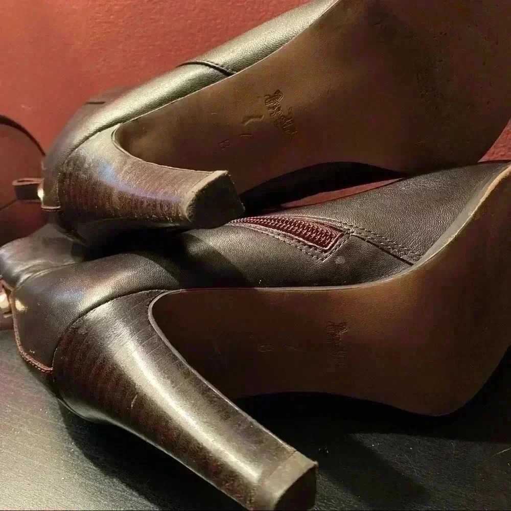 Coach Brown Boots - Picture 6 of 6